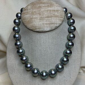 Vintage Chunky Black Pearl Necklace
